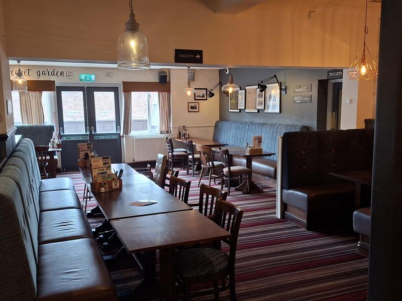 Henry IV at Fakenham. (Bar). Published on 01-05-2026 