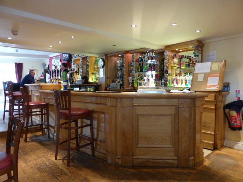 (Pub, Bar). Published on 12-05-2014