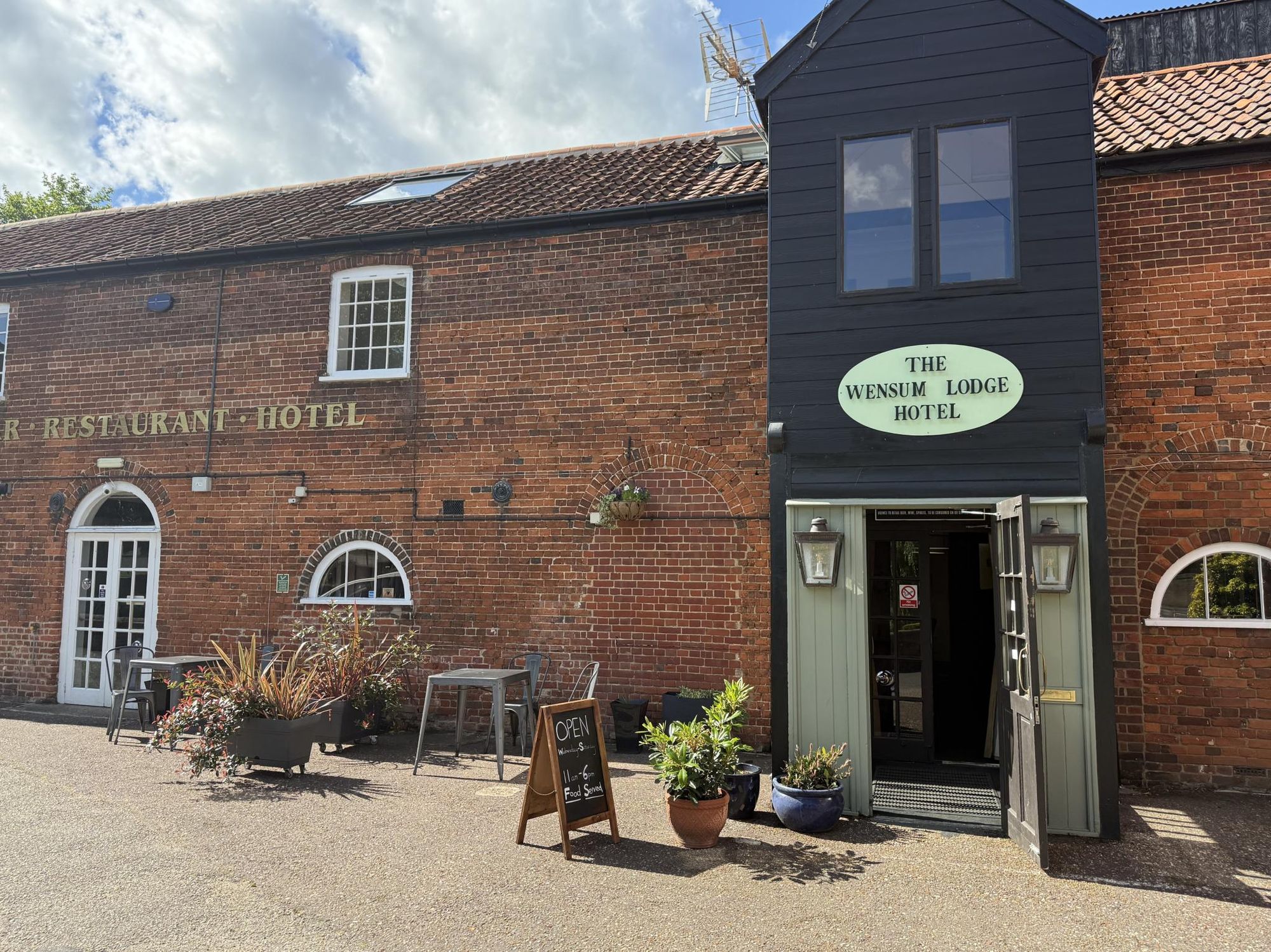 Wensum Lodge Hotel at Fakenham. (Pub, External). Published on 01-06-2026