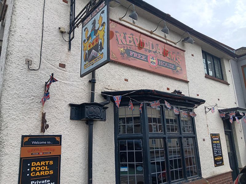 (Pub, Sign). Published on 26-03-2024