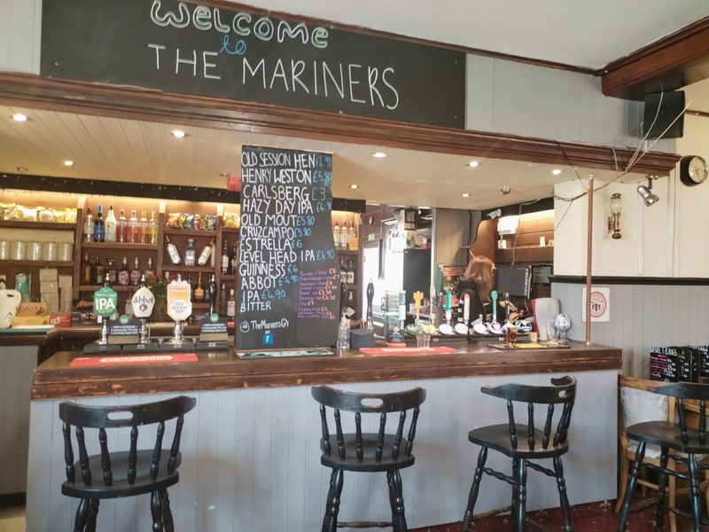 (Bar, Publican). Published on 15-08-2025