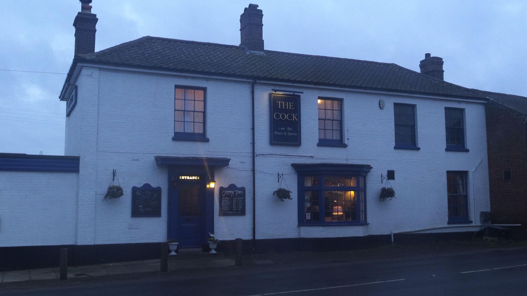 Cock Inn, Barford. (Pub, External). Published on 10-03-2015