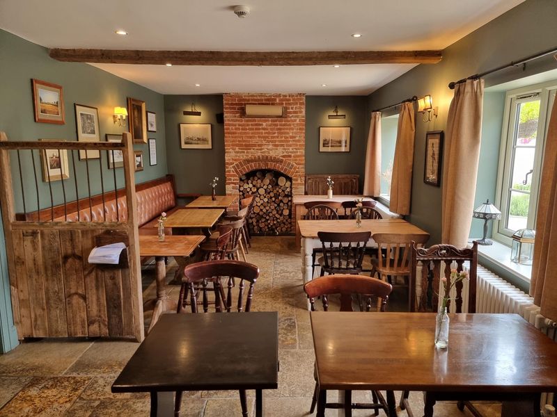 (Bar). Published on 01-08-2024 
