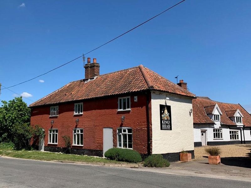 Kings Head at Bawburgh. (Pub, External, Key). Published on 01-01-1970