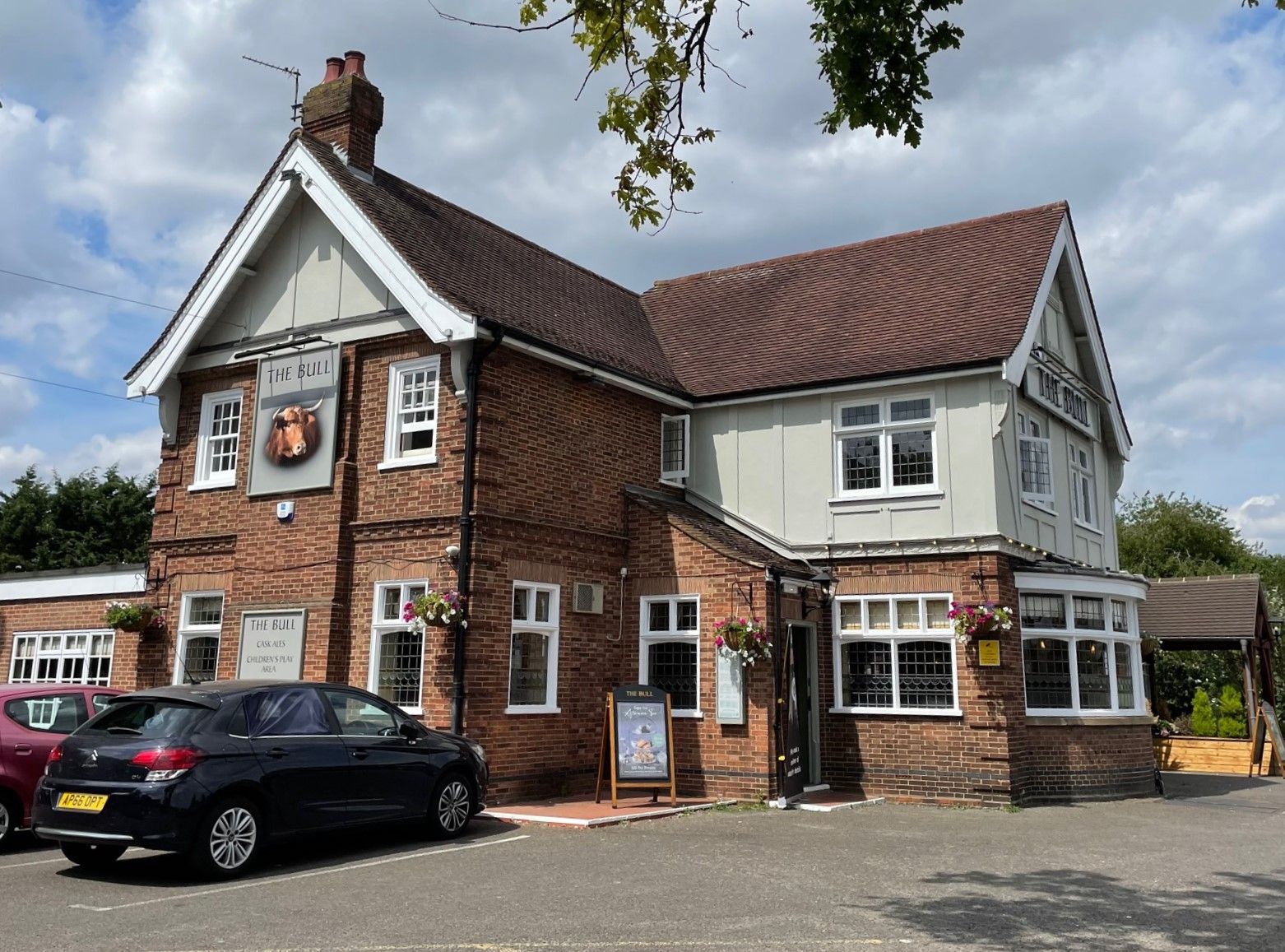 Bull at Hellesdon, 2022. (Pub, External, Key). Published on 01-07-2022