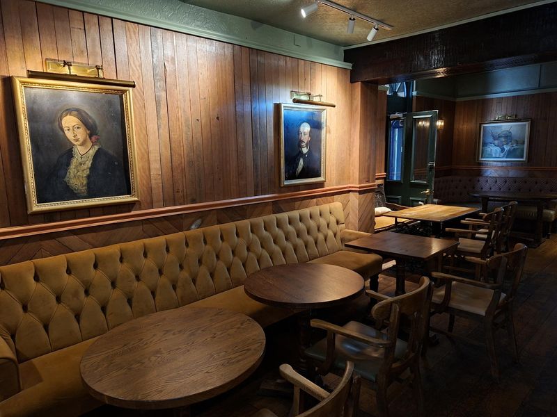 Bar. (Bar). Published on 01-05-2026 