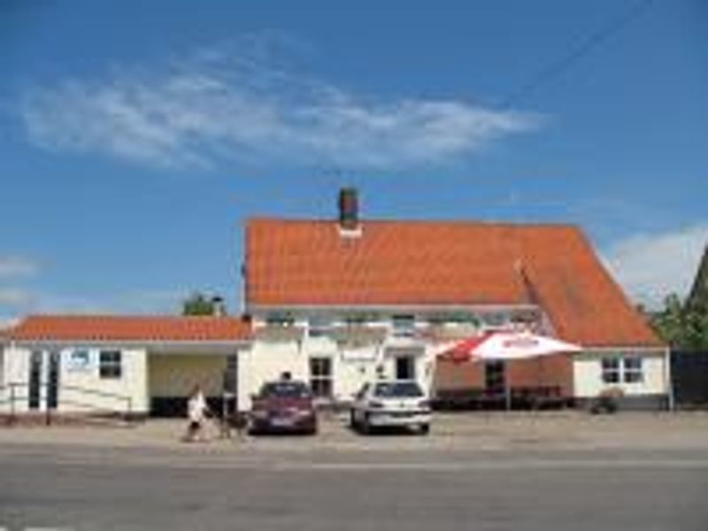 Tavern, The at Belton. (Pub, External). Published on 27-12-2013