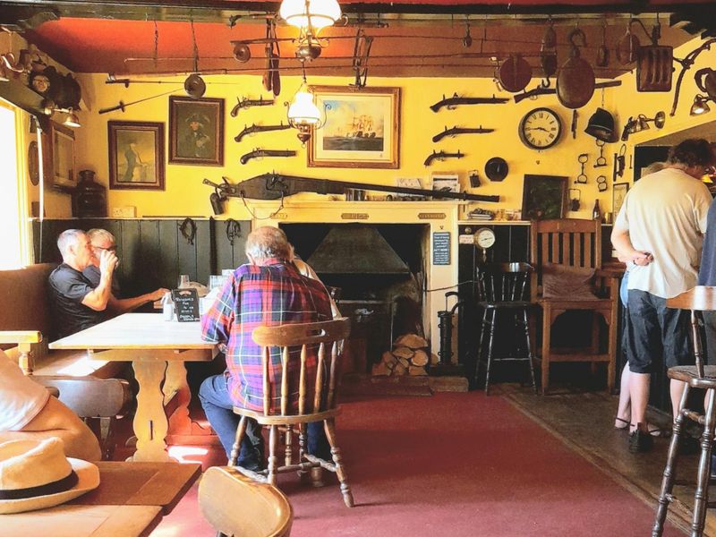 (Pub, Bar). Published on 15-02-2026 