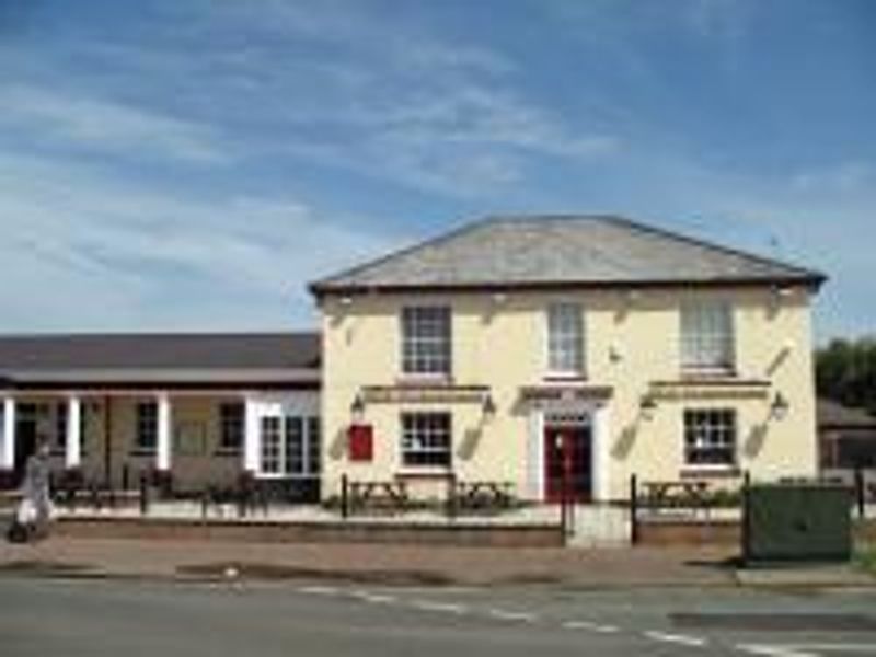 Turnstone, The at Hopton. (Pub, External). Published on 27-12-2013