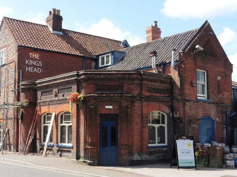 Kings Head at Hoveton. (Pub, External, Key). Published on 01-05-2024