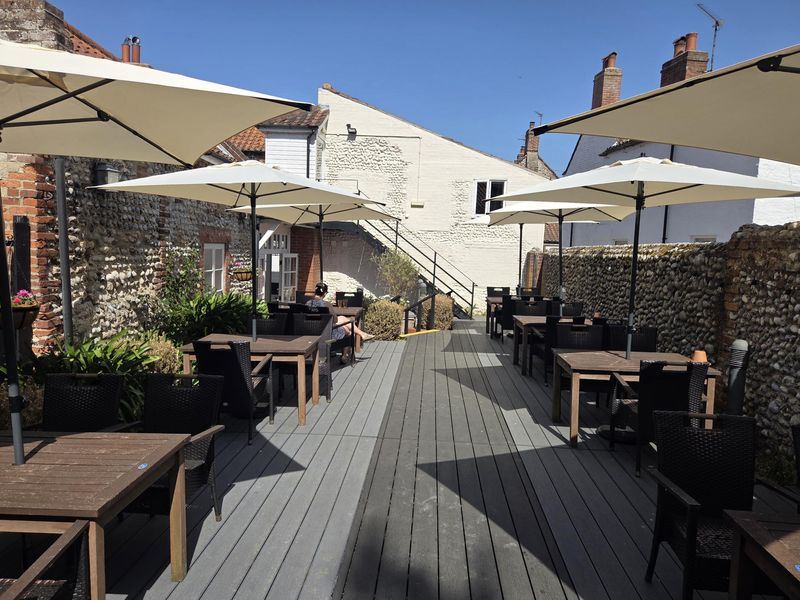 Patio garden. (External, Garden). Published on 01-05-2026 