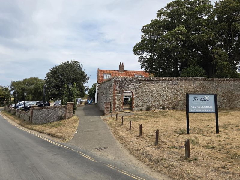 Manor Hotel, Blakeney. (Pub, External). Published on 01-07-2026