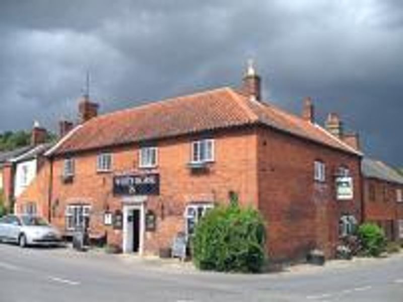 White Horse at Neatishead. (Pub, External). Published on 28-09-2015