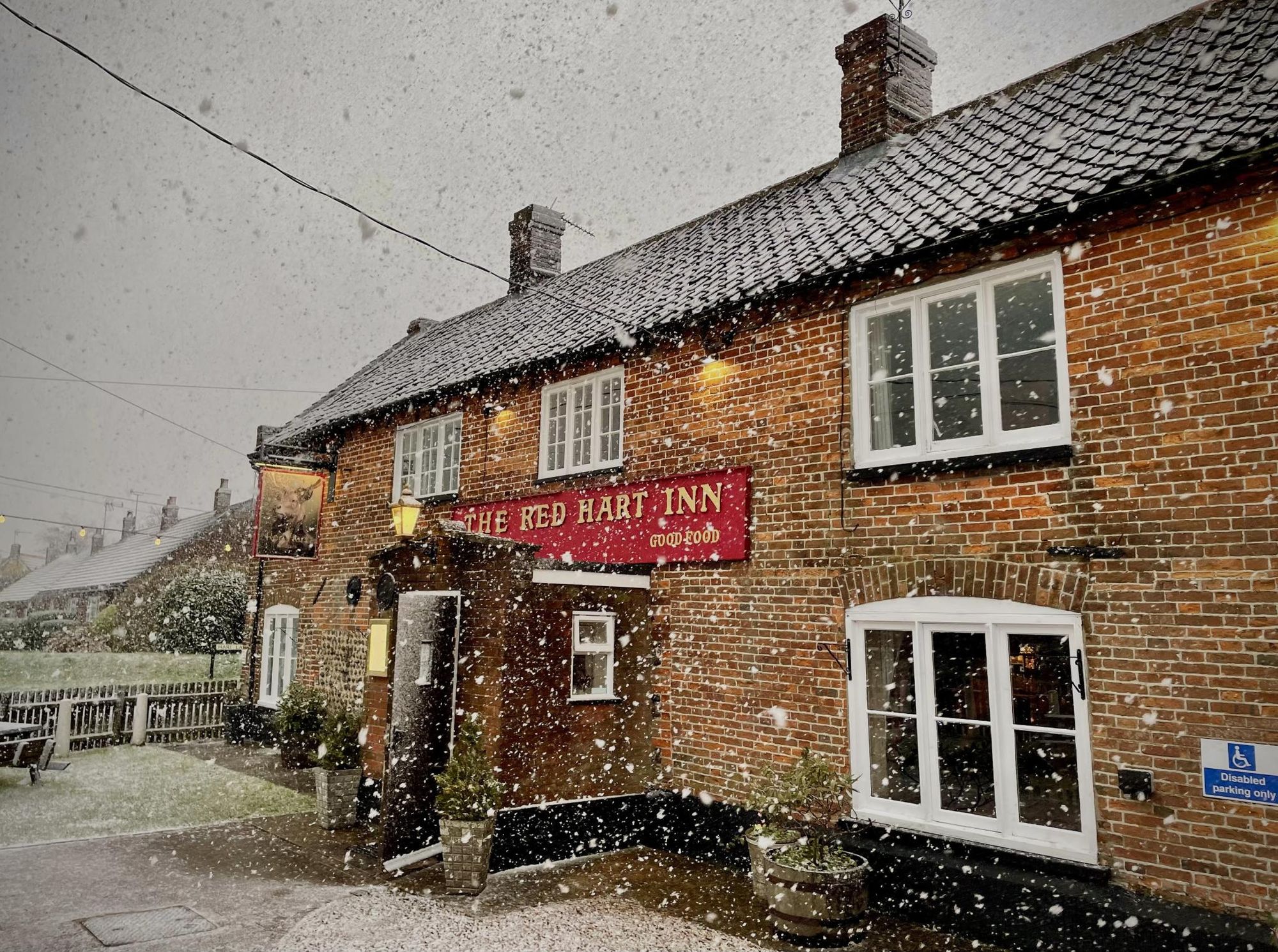 Red Hart at Bodham. (Pub, External). Published on 01-12-2025
