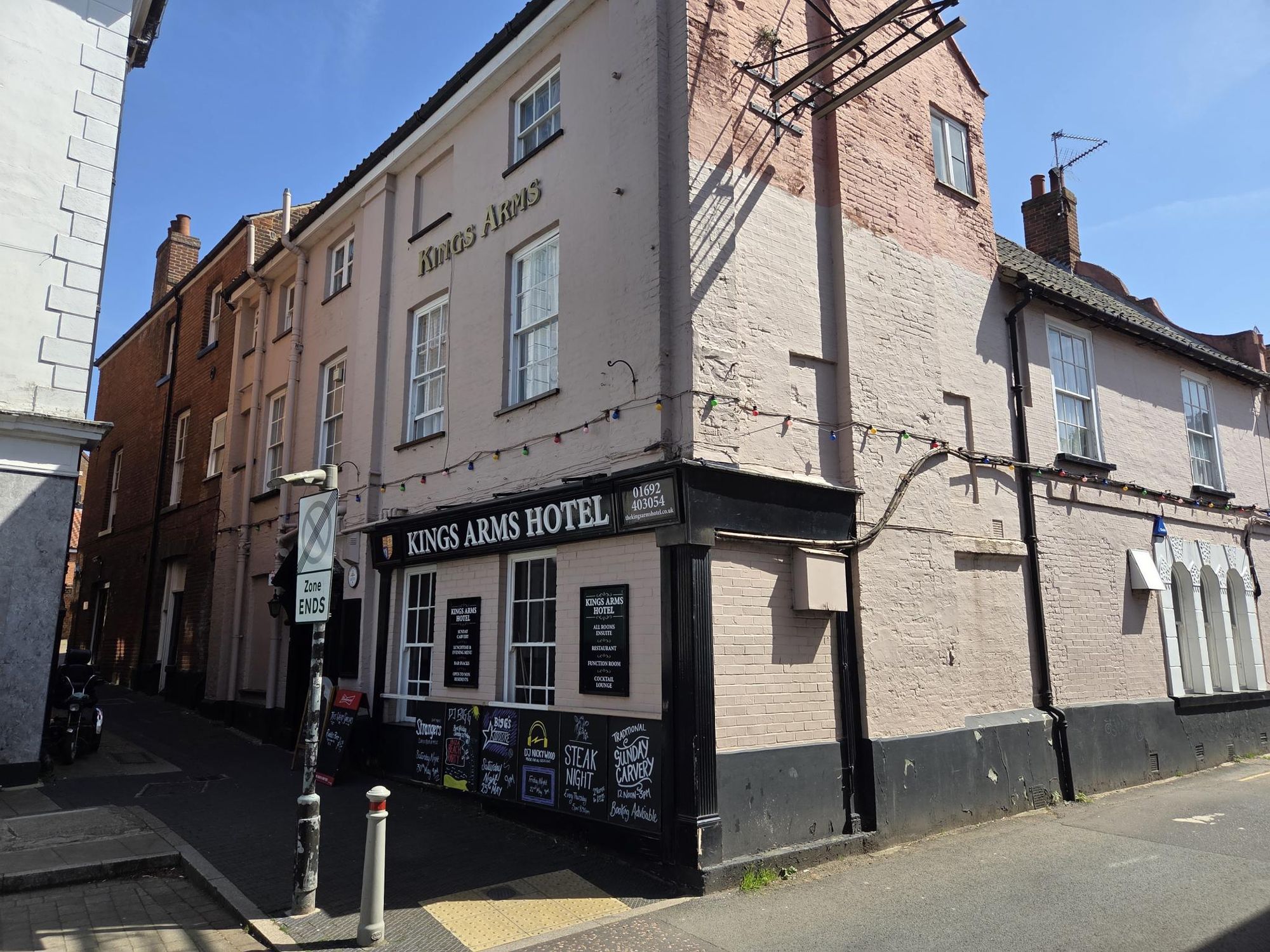 Kings Arms Hotel at North Walsham. (Pub, External). Published on 01-05-2026