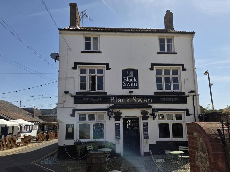 Black Swan at North Walsham. (Pub, External). Published on 01-05-2026 
