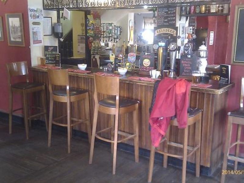 (Bar). Published on 10-06-2014 