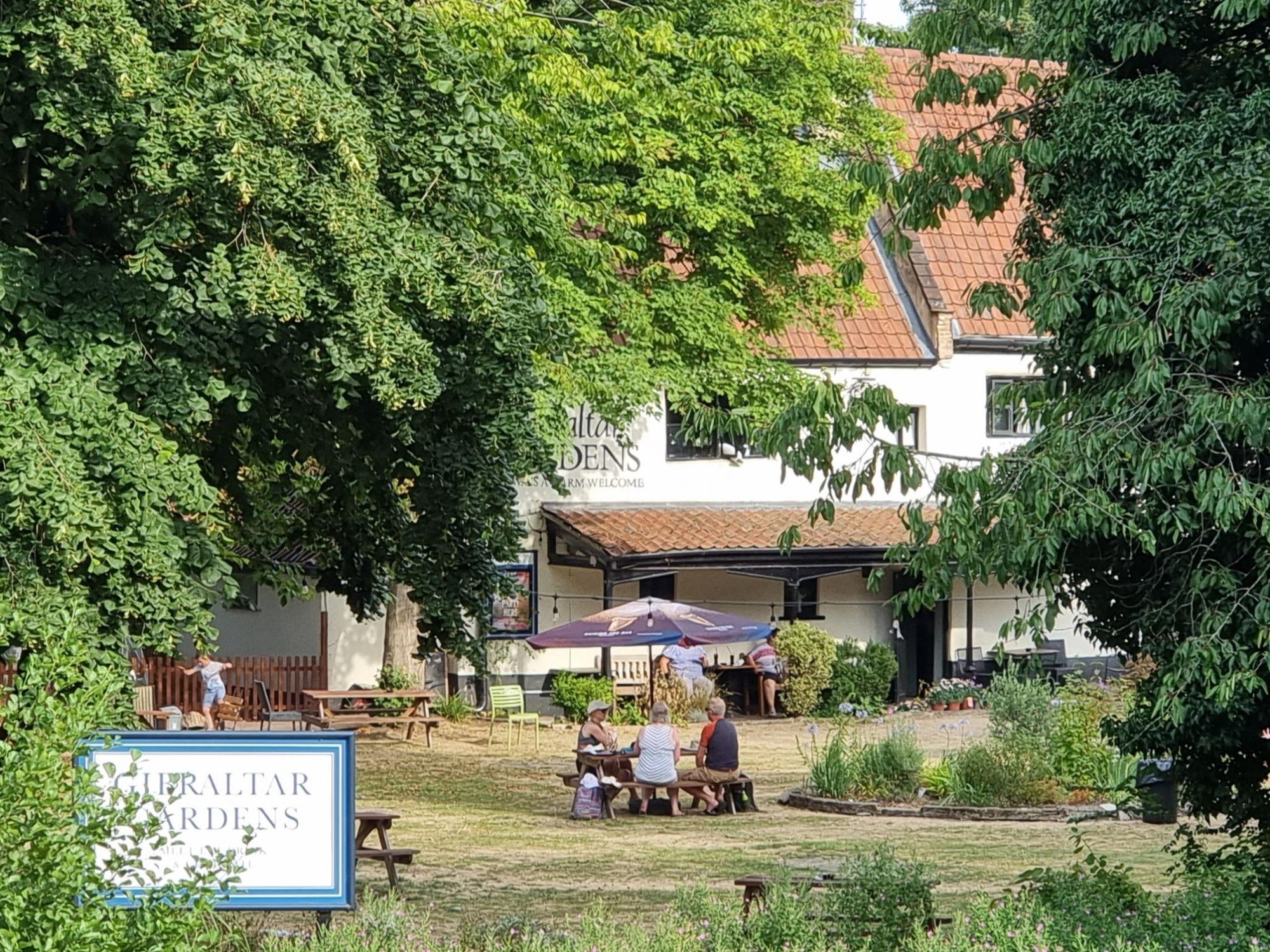 Gibraltar Gardens, Norwich. (Pub, External). Published on 01-08-2022