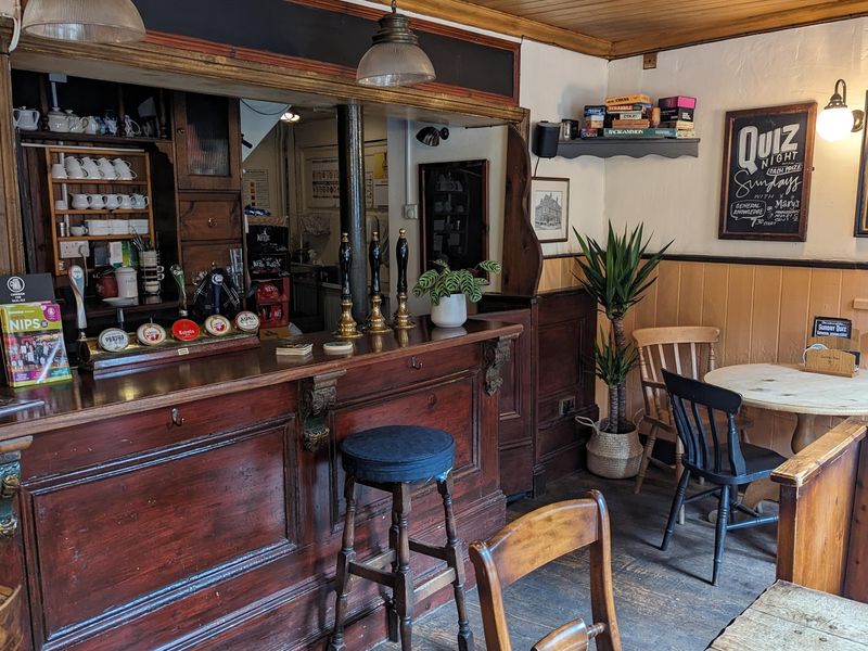 Back bar. (Bar). Published on 01-08-2023 