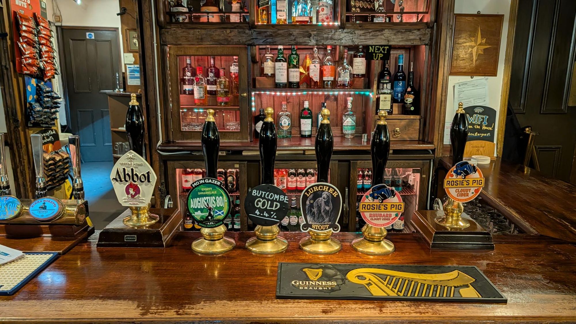 Bar. (Bar). Published on 01-02-2026