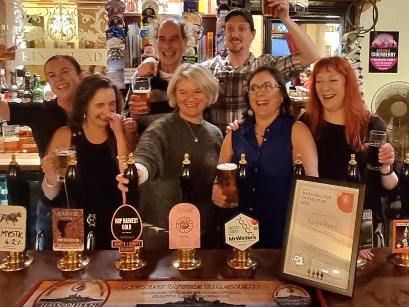 Presentation of Finalist, National Pub of the Year 2022. (Award). Published on 01-11-2022 