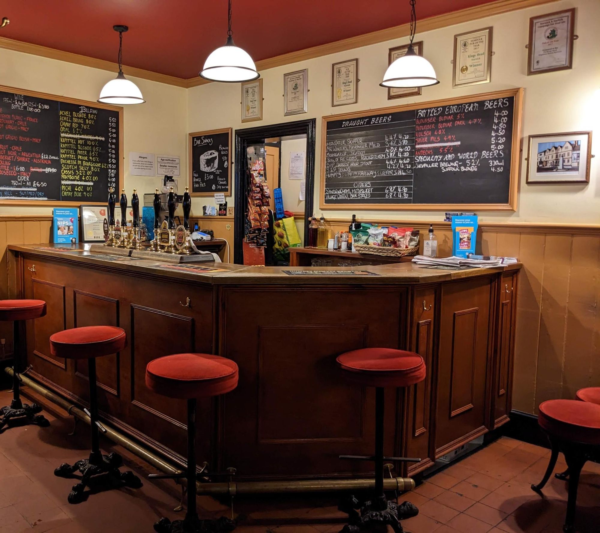 Front bar. (Bar). Published on 01-01-2023
