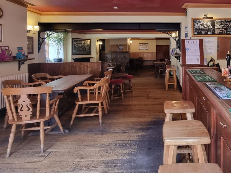 Rear bar. (Bar). Published on 01-05-2025 