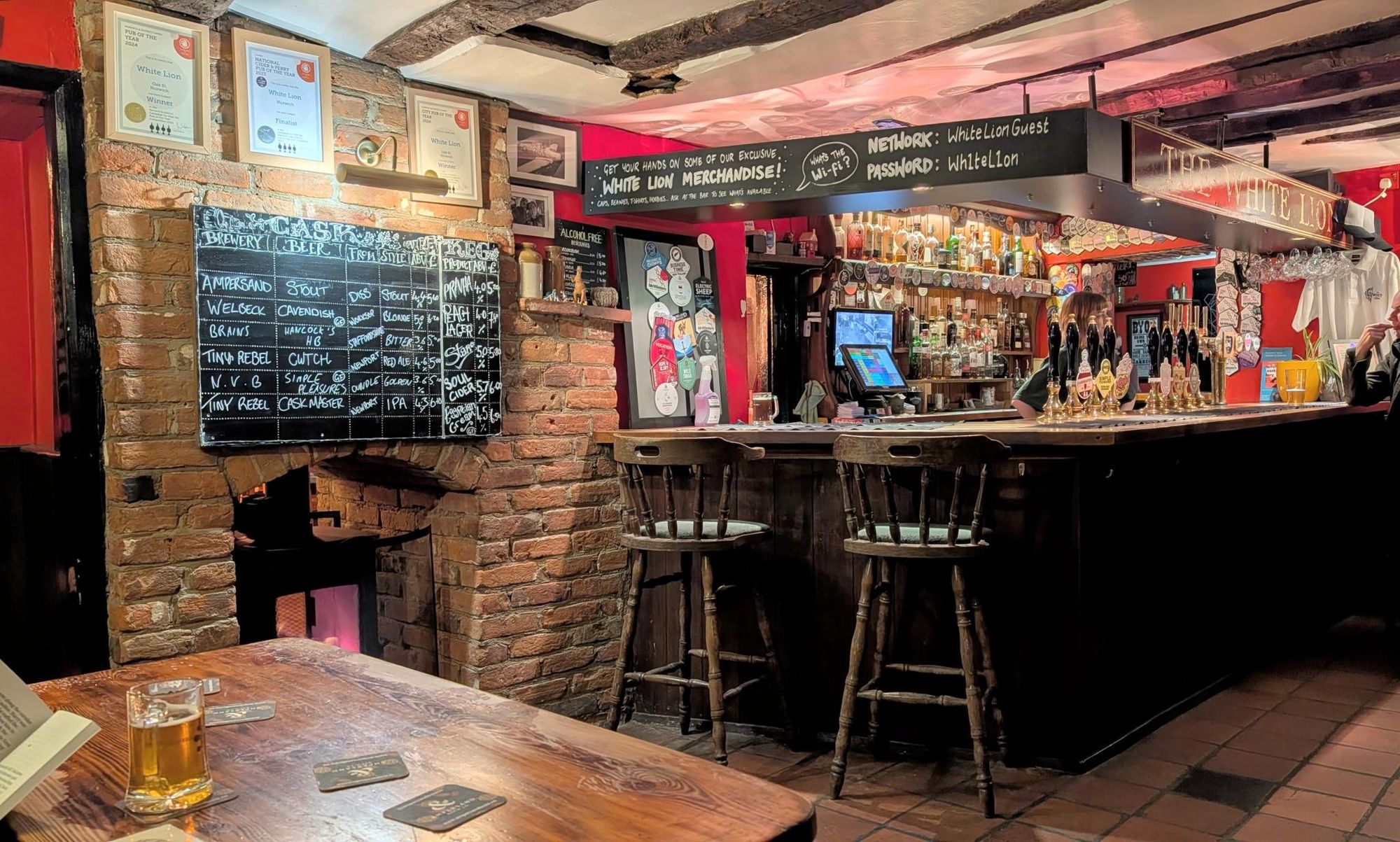 Bar. (Bar). Published on 01-02-2026