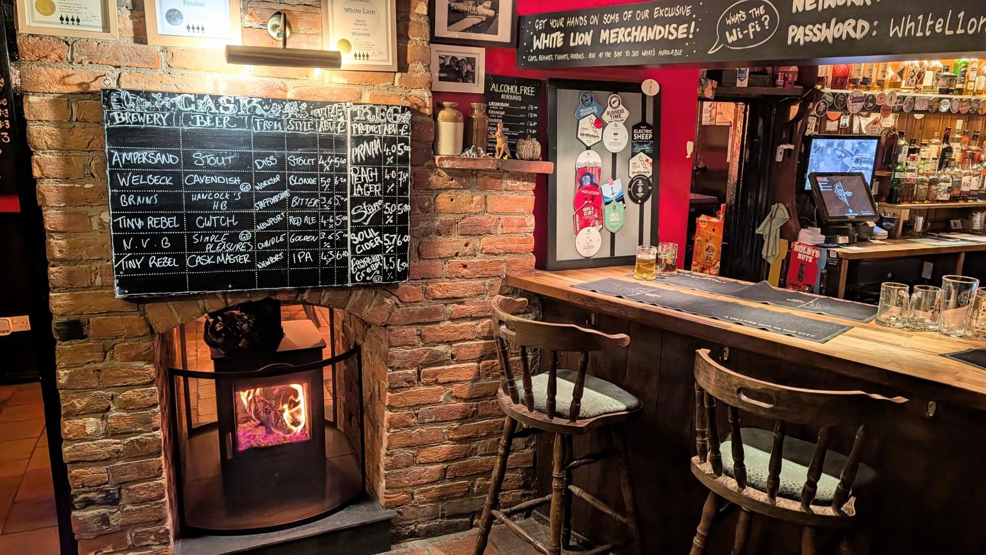 Bar. (Bar). Published on 01-02-2026