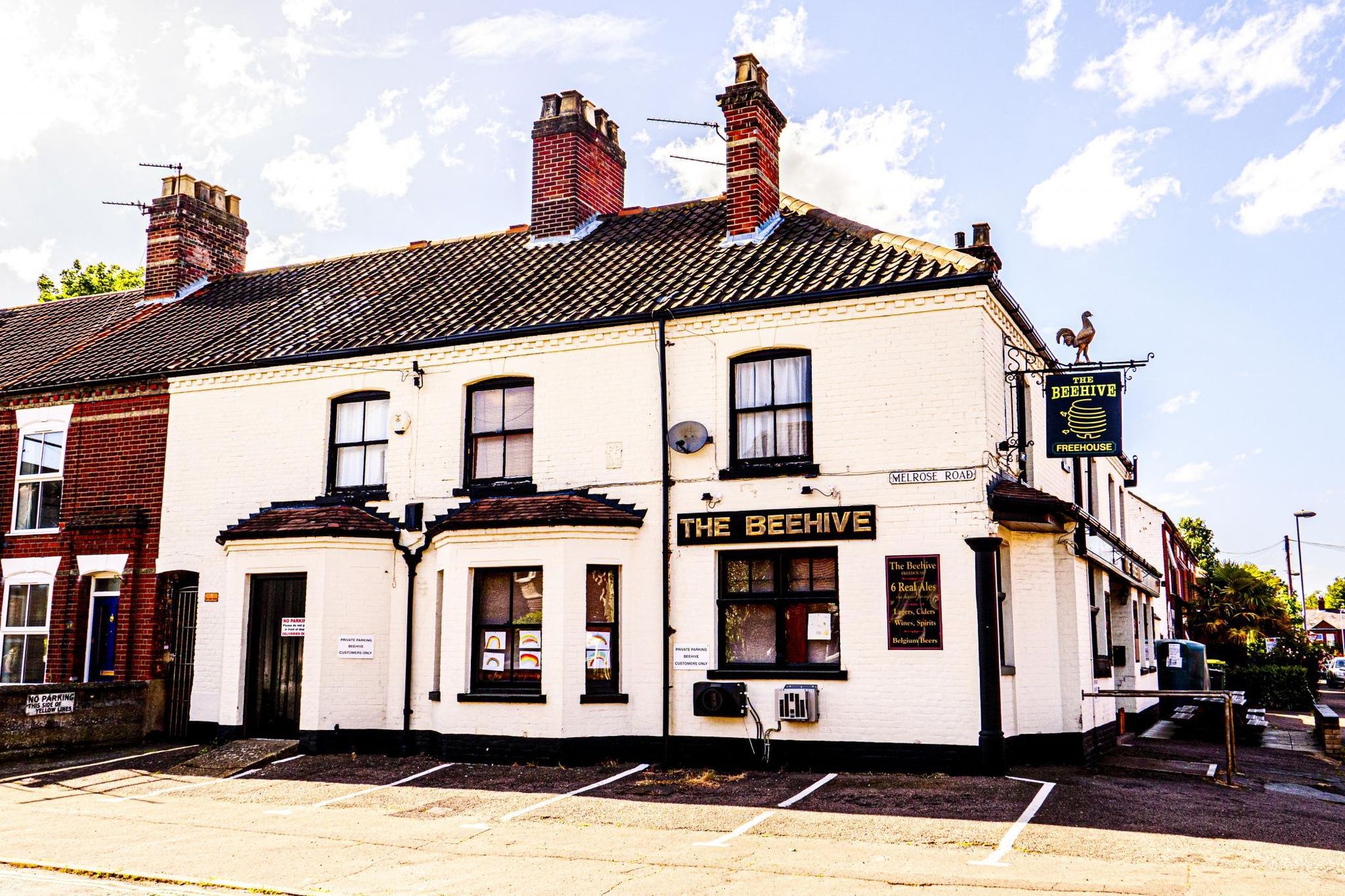 Beehive, Leopold Road. (Pub, External, Key). Published on 01-05-2020