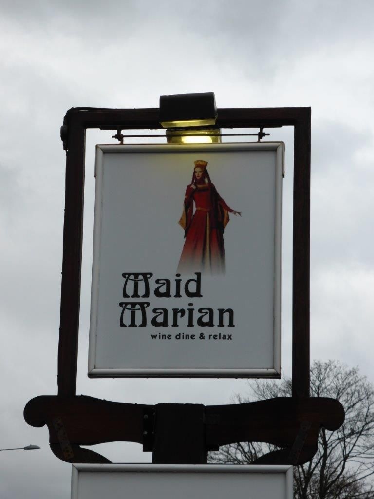 (Pub, Sign). Published on 31-03-2014