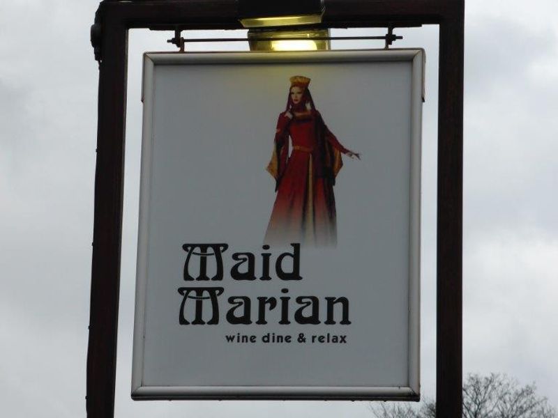 (Pub, Sign). Published on 31-03-2014 