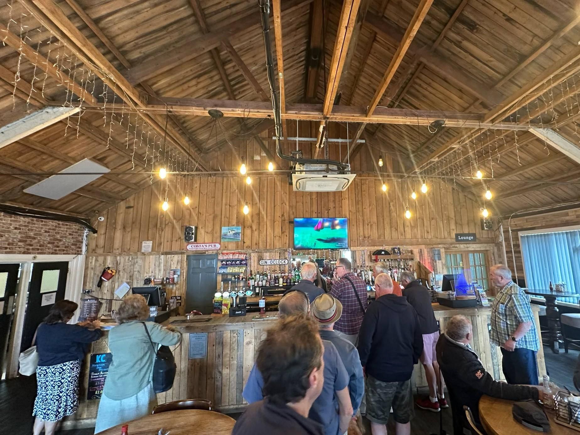 (Bar). Published on 01-05-2025