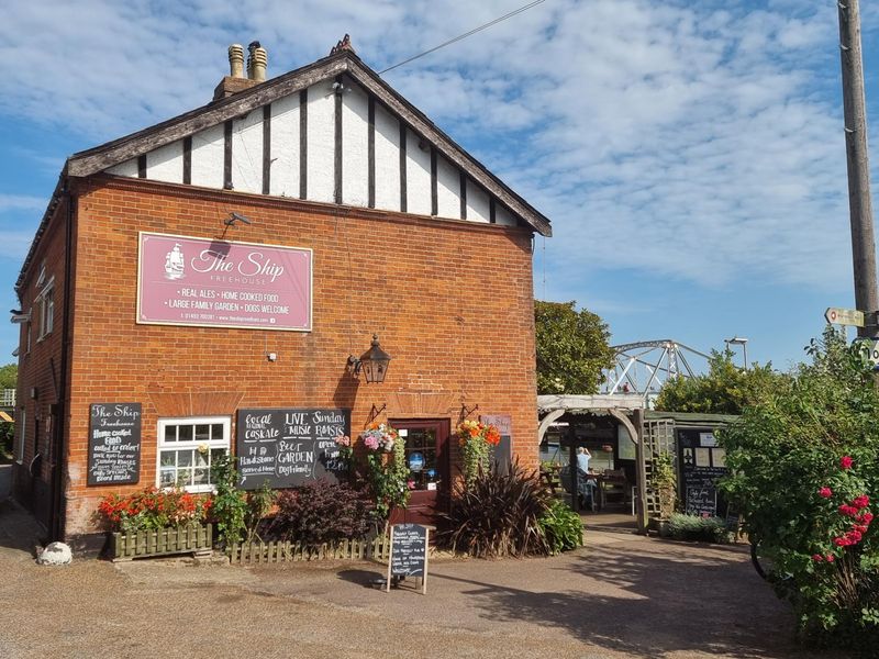(Pub, Sign). Published on 22-06-2025 