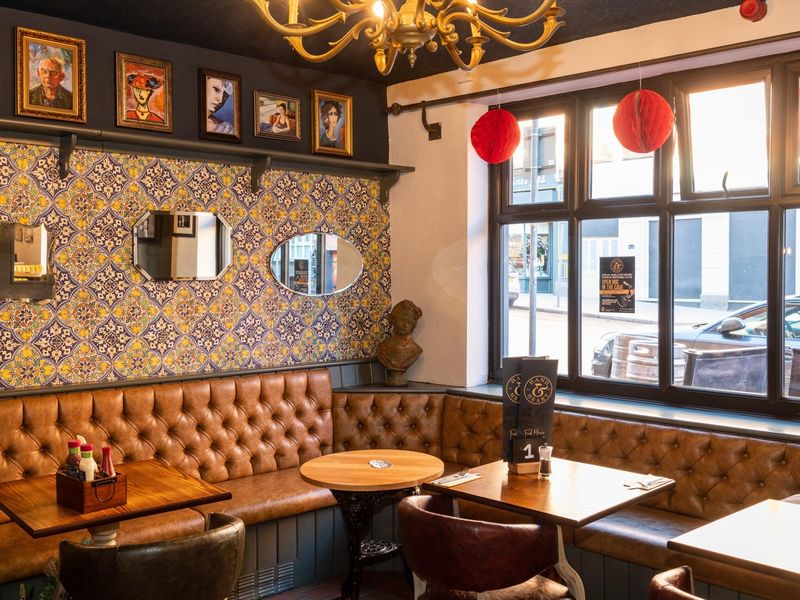 Seating. (Pub). Published on 08-04-2024