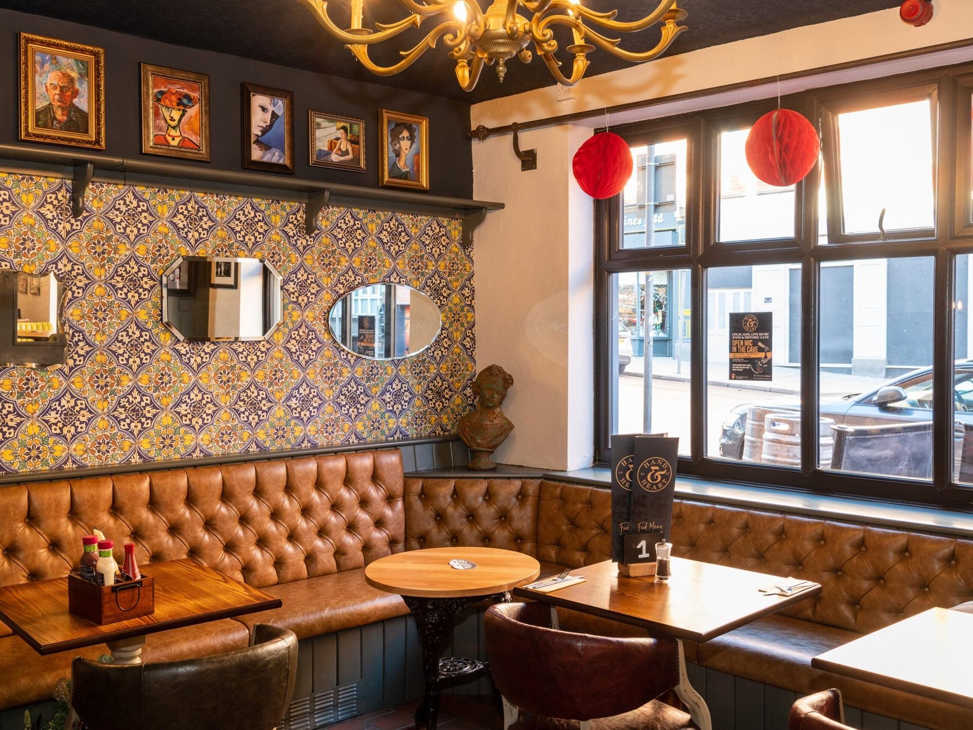 Seating. (Pub). Published on 08-04-2024