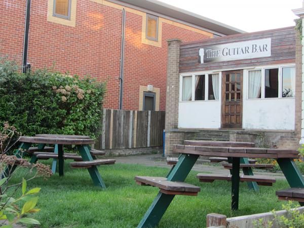 Guiar Bar and garden. (Pub, External, Garden). Published on 10-04-2014
