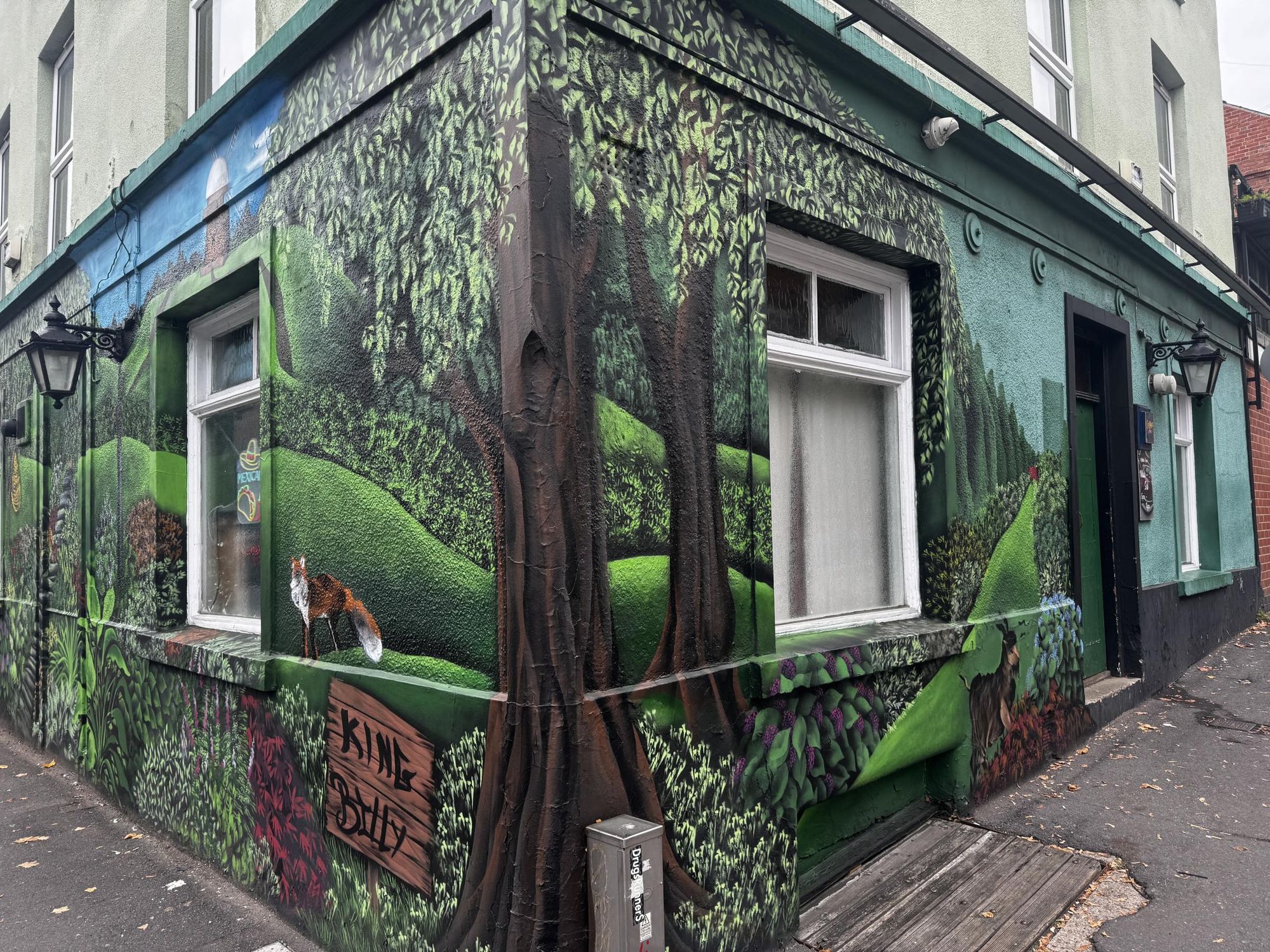 New external artwork Sep 25. (External). Published on 29-10-2025