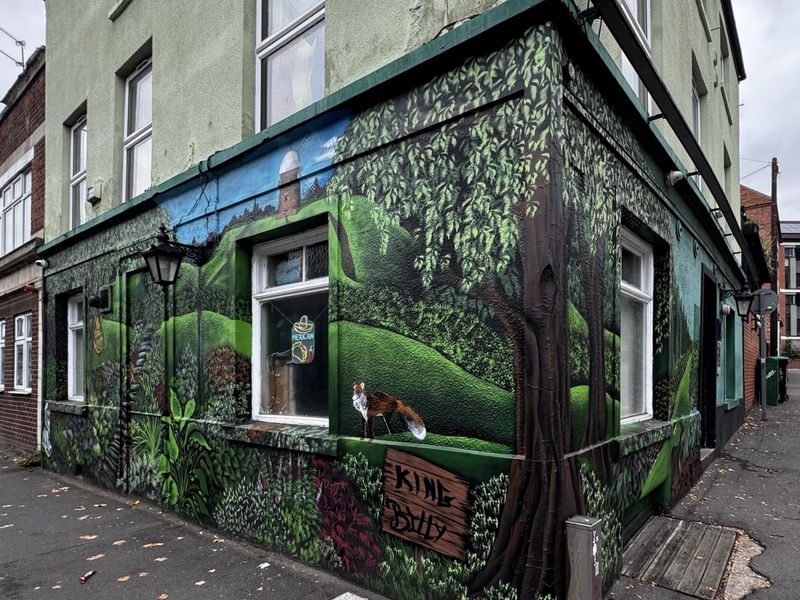 New external artwork Sep25. (External). Published on 29-10-2025 