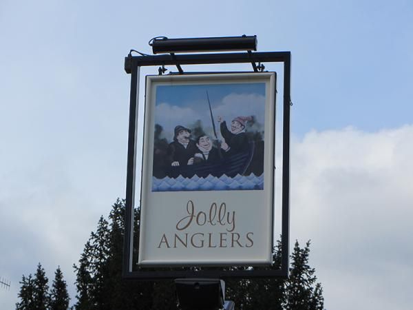 (Pub, External, Sign). Published on 10-04-2014