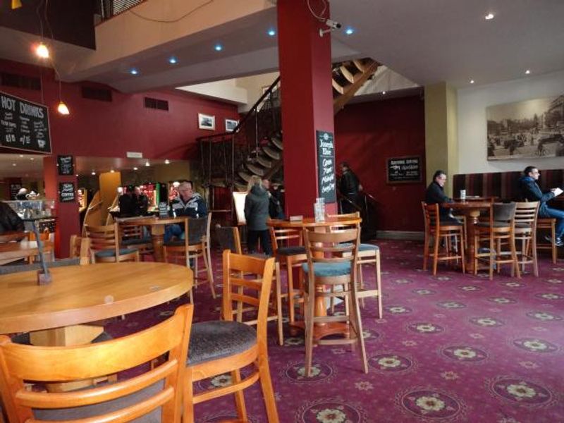 Entrance January 2015. Published on 03-02-2015 