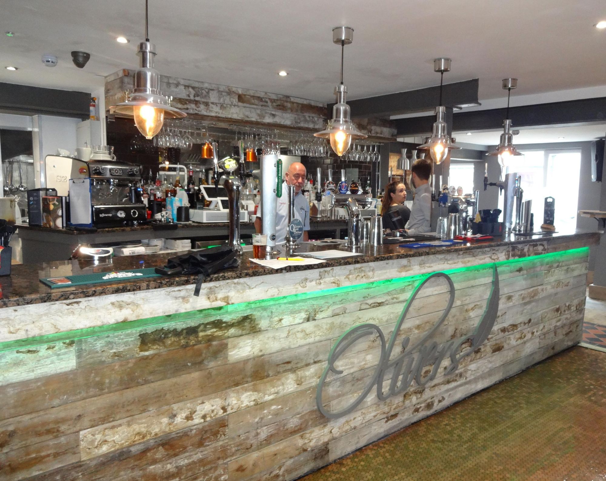 Bar with kitchen at rear July 2017. Published on 11-07-2017