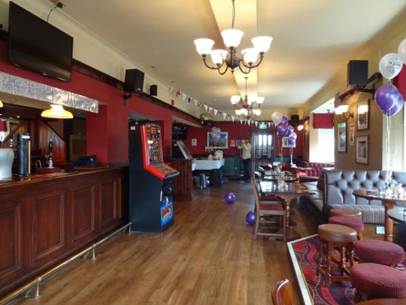 Lounge June 2016. Published on 09-06-2016