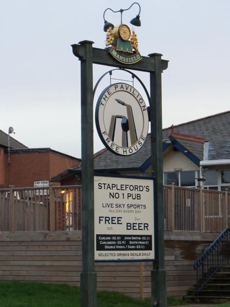 (Pub, External, Sign). Published on 08-02-2014