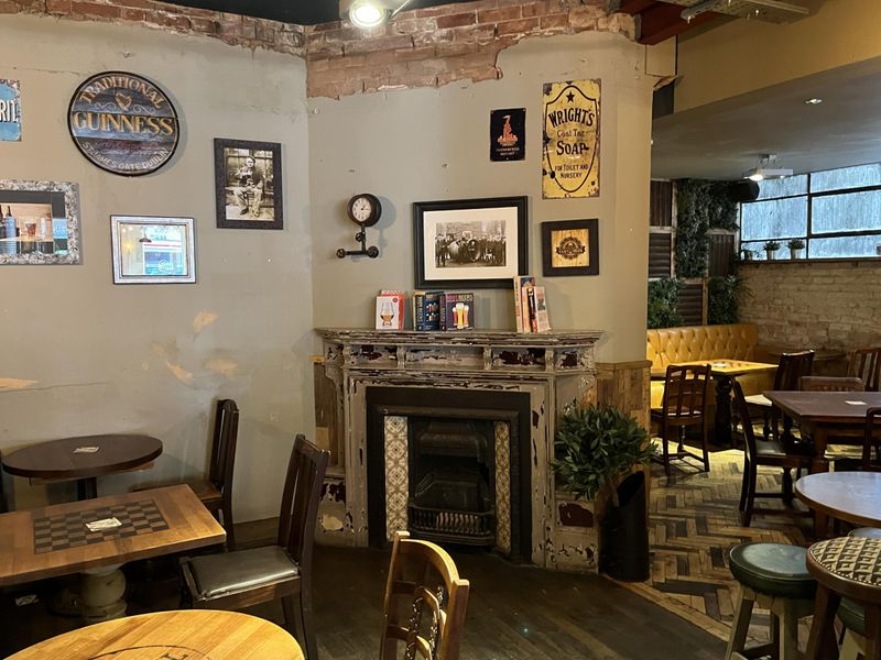 Seating area to the right of the bar. (Pub). Published on 14-10-2026 