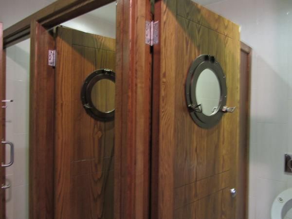 Porthole examples on doors. (Pub). Published on 28-04-2014
