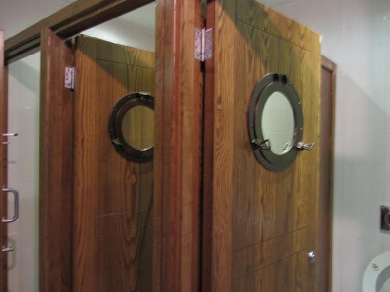 Porthole examples on doors. (Pub). Published on 28-04-2014