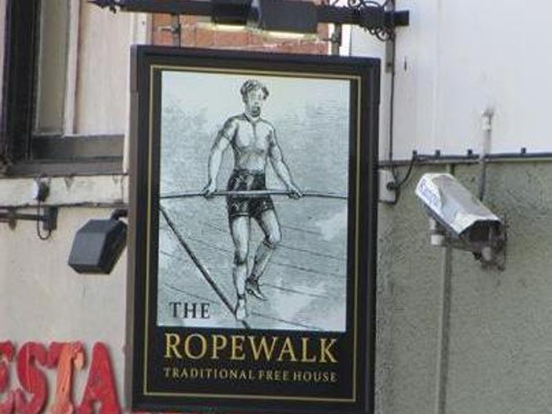 (Pub, External, Sign). Published on 25-03-2014 