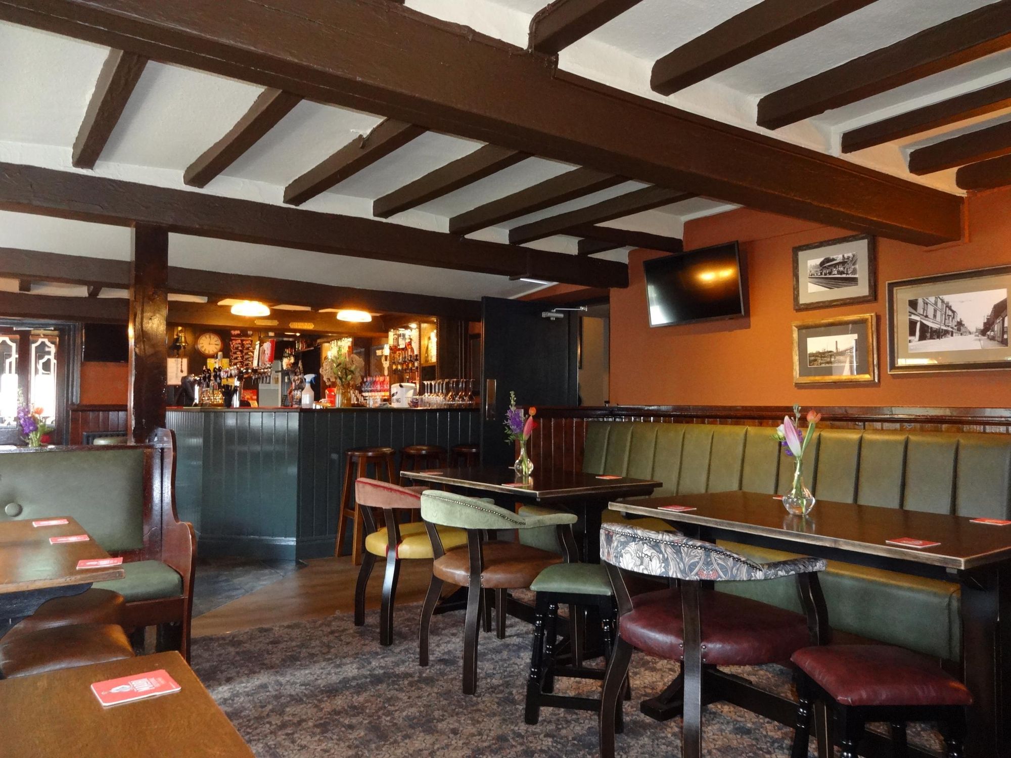 Bar May 2026. Published on 13-05-2026