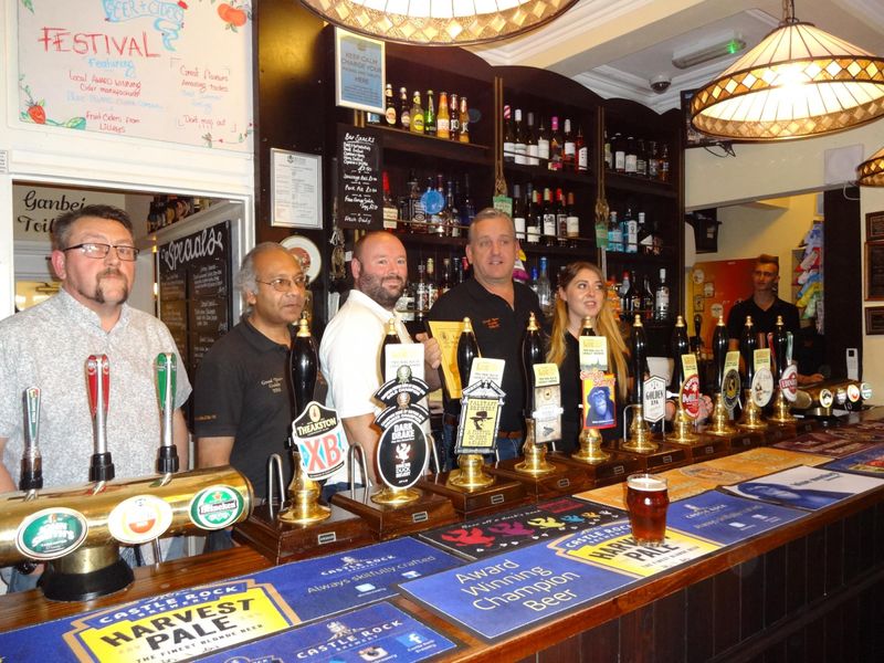 Presentation of the 2017 Nottingham CAMRA LocAle Pub of the Year. (Publican, Award). Published on 13-08-2017